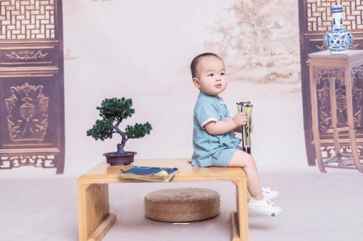 东明月子里宝宝长几斤正常